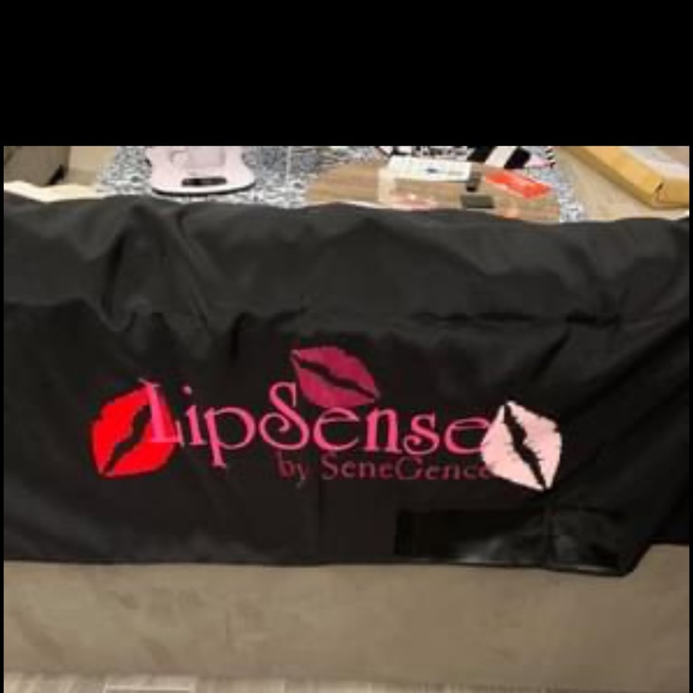 LipSense Table Cover